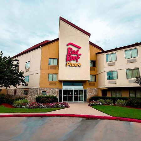 Red Roof Inn Plus+ Houston - Energy Corridor Екстериор снимка