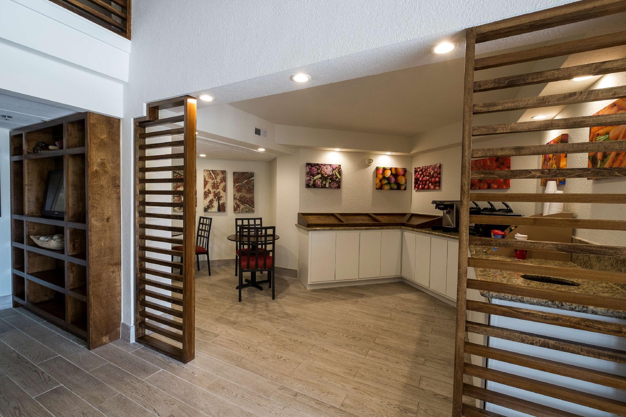 Red Roof Inn Plus+ Houston - Energy Corridor Екстериор снимка