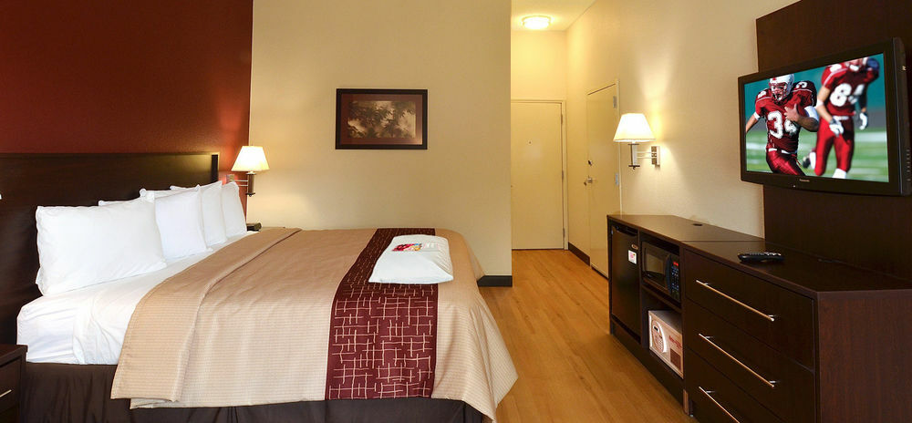 Red Roof Inn Plus+ Houston - Energy Corridor Екстериор снимка